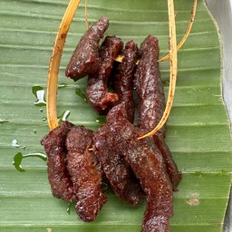 เนื้อวัวแดดเดียวทอด (30 กรัม)