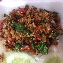 ผัดกระเพราหมูสับ