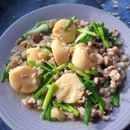 ผัดเต้าหู้ไข่หมูสับต้นหอม (ไม่ใส่พริก)