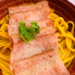 ข้าวซอยเบค่อน