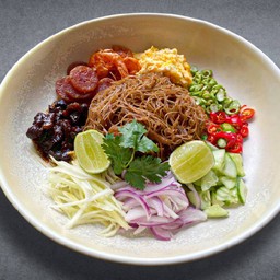 หมี่คั่วกะปิ หมูหวานฮ้อง