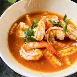 แกงเหลืองกุ้งสด ยอดมะพร้าว