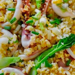 ข้าวผัดหมึกโบราณ