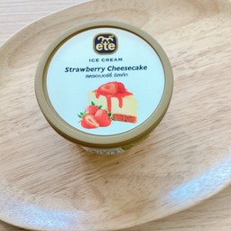 ไอศกรีมแบบถ้วย สตอเบอรี่ชีสเค้ก