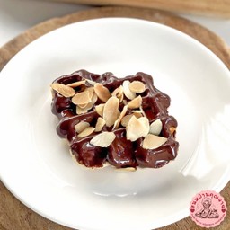 ครอฟเฟิลเคลือบช็อกโกแลต อัลมอล