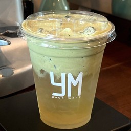 Coconut Matcha Latte