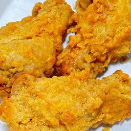 ไก่วิงซ์เขย่าผงชีส