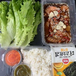 ทะเลดองฟินๆ (อาหารตามสั่ง) บ้านนี้มีรัก สาขา 1