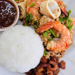 X papa curry ศรีราชา ม ตระกูลทอง