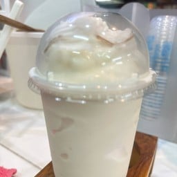 น้ำมะพร้าว+นมสดปั่น