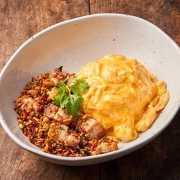 ข้าวไข่ข้น+หมูกรอบคั่วพริกเกลือ