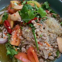 ยําวุ้นเส้นหมูสับ