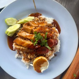 ข้าวหมูกรอบ