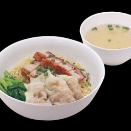 บะหมี่เกี๊ยวกุ้งหมูกรอบ(Shrimp Wonton Noodles with Crispy Pork)