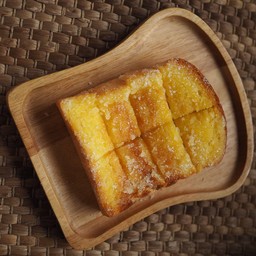 ขนมปังปิ้ง เนยน้ำตาล