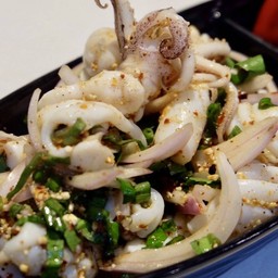 ลาบปลาหมึก