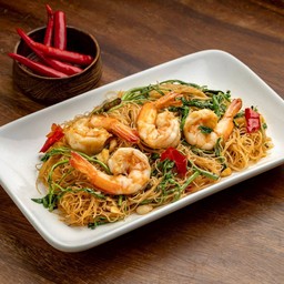 ผัดหมี่กระเฉดกุ้งสด
