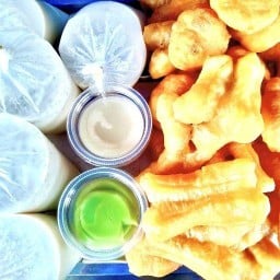 ร้านปาท่องโก๋ น้ำเต้าหู้ ใกล้ปากซอยมังกร