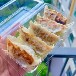 เกี๊ยวซ่าทอดน้ำ