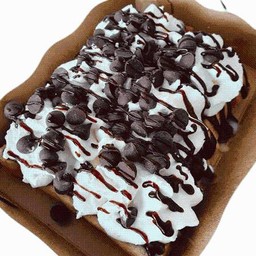 วิปครีม+ช็อกโกแลตชิพ (ท็อปปิ้งซอสช็อกโกแลต)