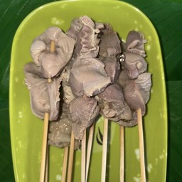 กึ่นไก่