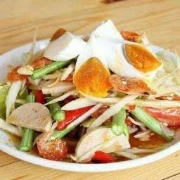 ตำหมูยอ ไข่เค็ม ( ปลาร้า )