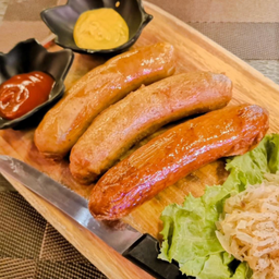 ไส้กรอกเยอรมันรวมสามรส