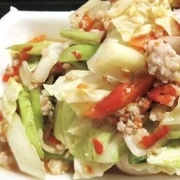 ยำผักกะหล่ำ