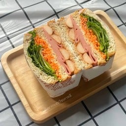 แมวเหมียวแซนวิช (แซนวิชไส้ทะลัก)