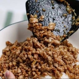 เนื้อสับทอดกระเทียม