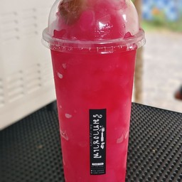 บ๊วยแดงโซดาปั่น