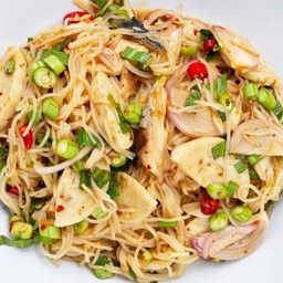 ยำขนมจีน