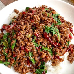 กะเพราเนื้อ