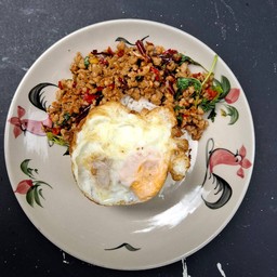 ข้าวกระเพราหมูสับ+ไข่ดาว