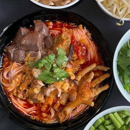 ขนมจีนน้ำเงี้ยว