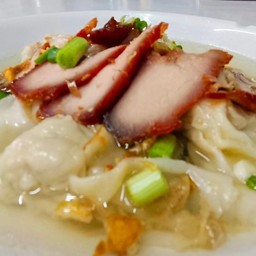 เกี๊ยวหมูหมูแดง