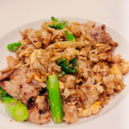 ผัดซีอิ๊วสหายสุรา