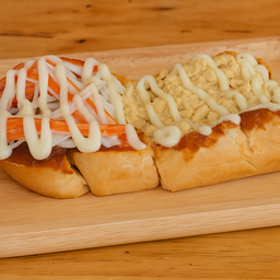 ปังปิ้งเเผ่นหน้าหมูหยองปูอัดพริกเผามายองเนส