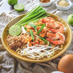 ผัดไทกุ้งสด