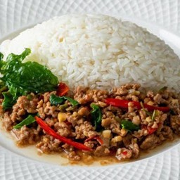 ข้าวผัดกะเพรา