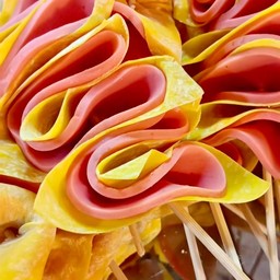 เกี๊ยวทอดห่อแฮมไก่