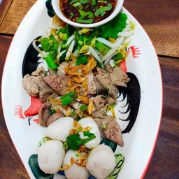 [อร่อยซ่ากับโค้ก] ลวกจิ้มรวมหมู เนื้อ +  โค้ก ออริจินัล (ขวด)