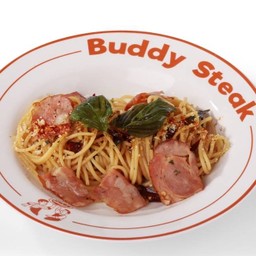 สปาเกตตี้ผัดพริกแห้งเบคอน