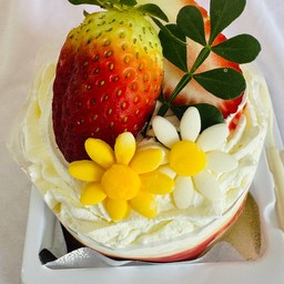 เค้กนมแยมสตอเบอรี่