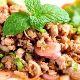 กะเพราจอมพลังซอยดับเพลิง ซอยดับเพลิงบางทราย