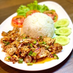 ข้าวไก่ย่างน้ำตก