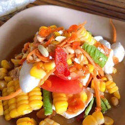 ตำข้าวโพดไข่เค็ม