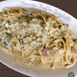 สปาเก็ตตี้ซอสครีมทรัฟเฟิล