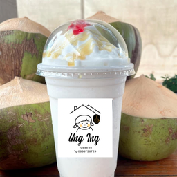 น้ำมะพร้าวนมสดปั่น