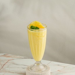 สับปะรดปั่น Pineapple smoothie